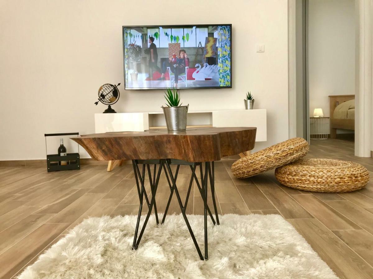 Luxury Apartment Ledo 로고즈니차 외부 사진